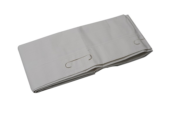The Rescue Carry™ disposable rescue cloth has a tear-resistant carrying surface and consists of 
stable polyethylene fabric. The load-bearing capacity, based on DIN EN 1865-1, enables 
You can rescue and recover lying patients up to 150kg. It also serves as an absolute 
liquid-impermeable backing. With 12 stamped-in carrying handles.